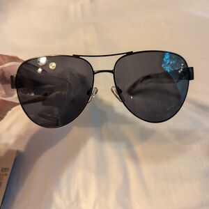 Veda Tinda unisex gray lens aviator sunglasses. New with case